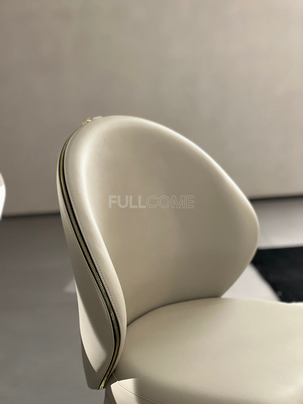 The Zip Edge Dining Chair