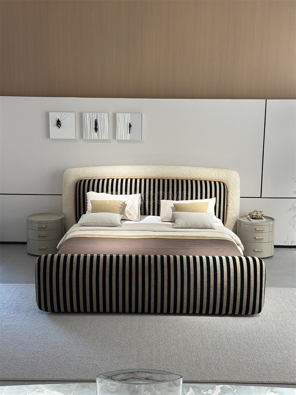 The Halo Bed