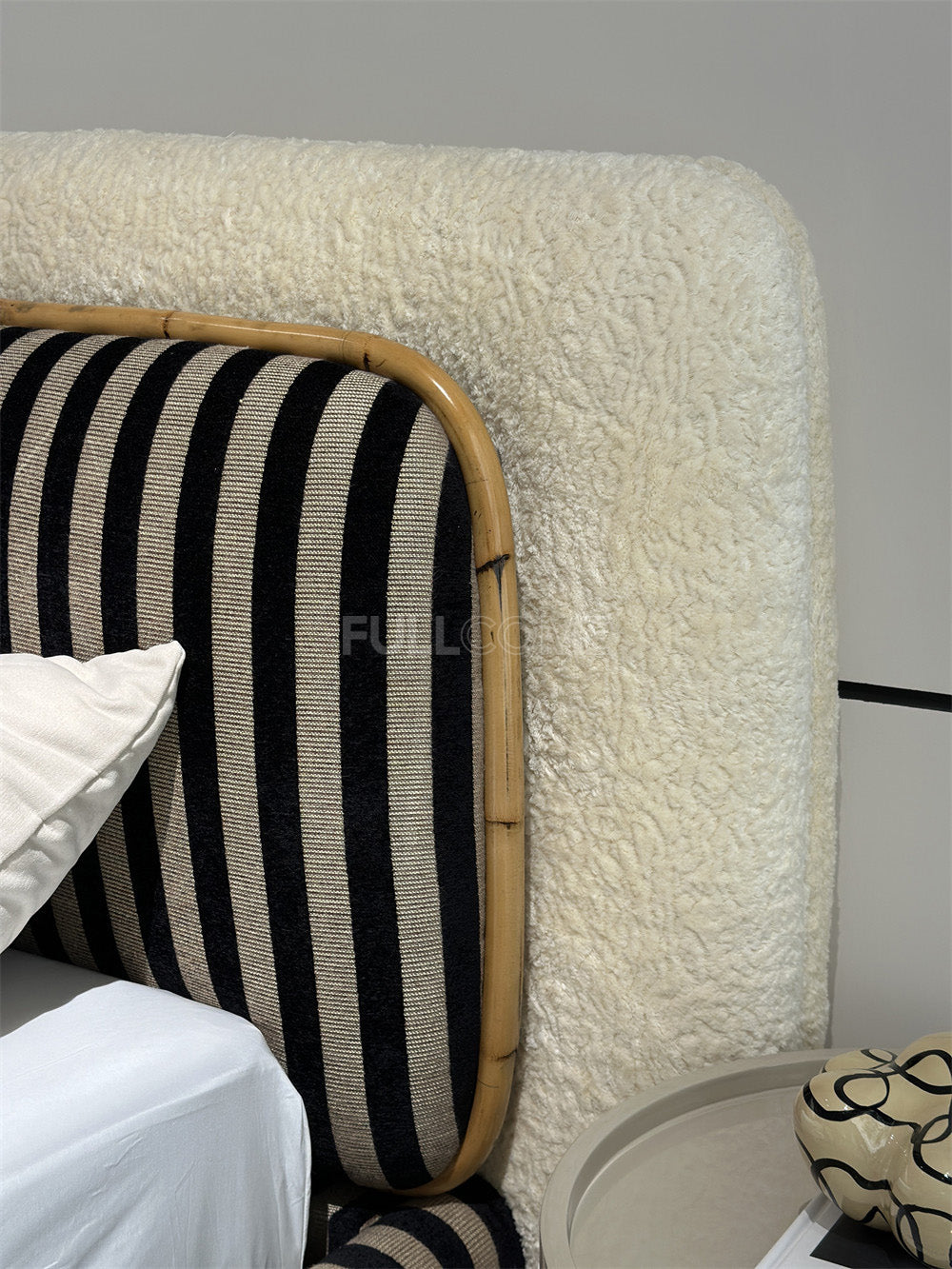The Halo Bed