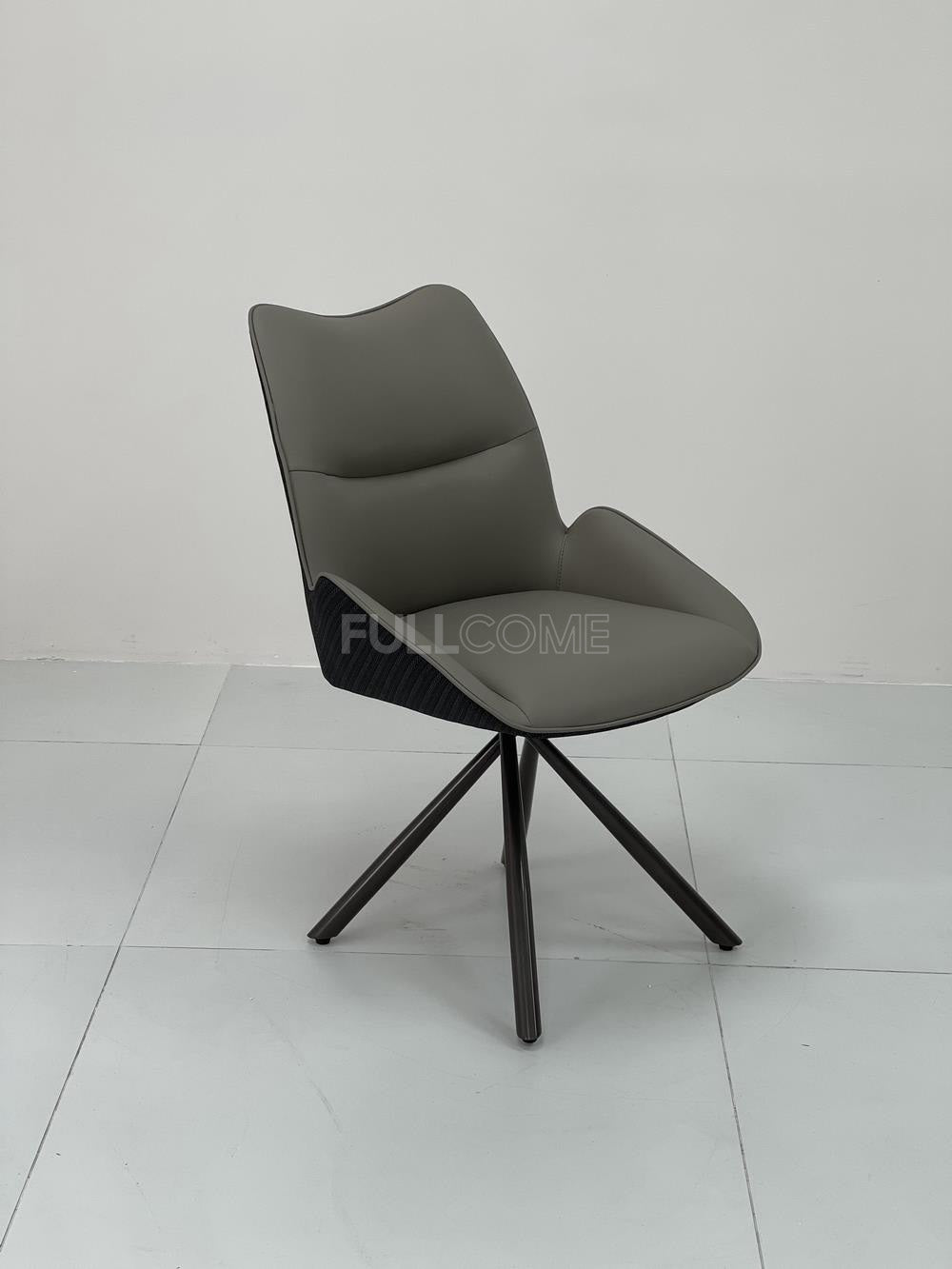 The Cross Hub Dining Chair