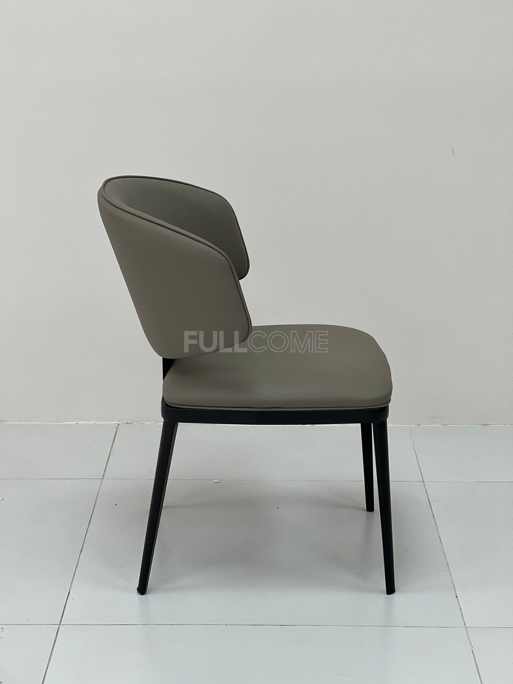 The Floating Halo Dining Chair