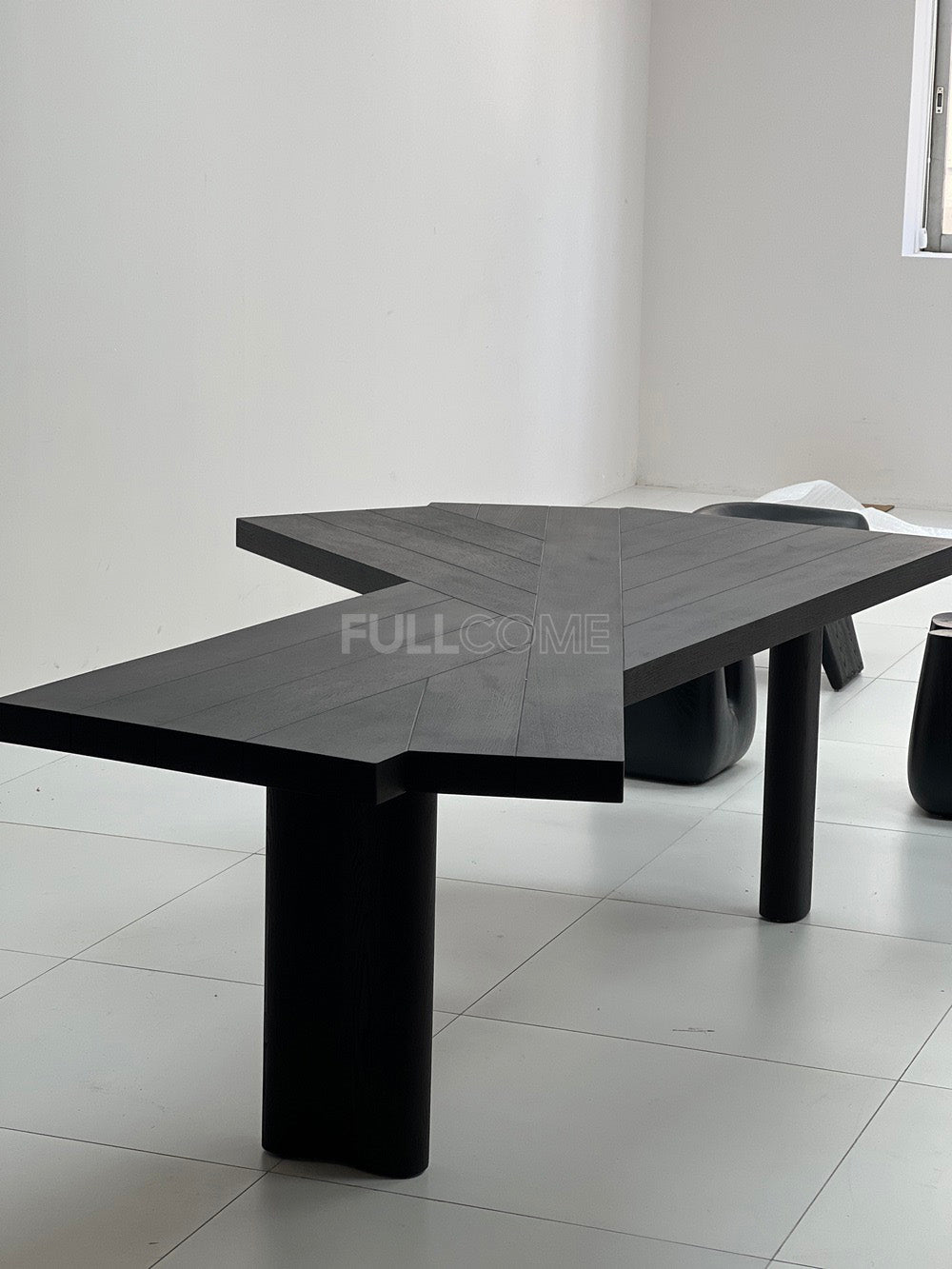 The Radiating Star Dining Table