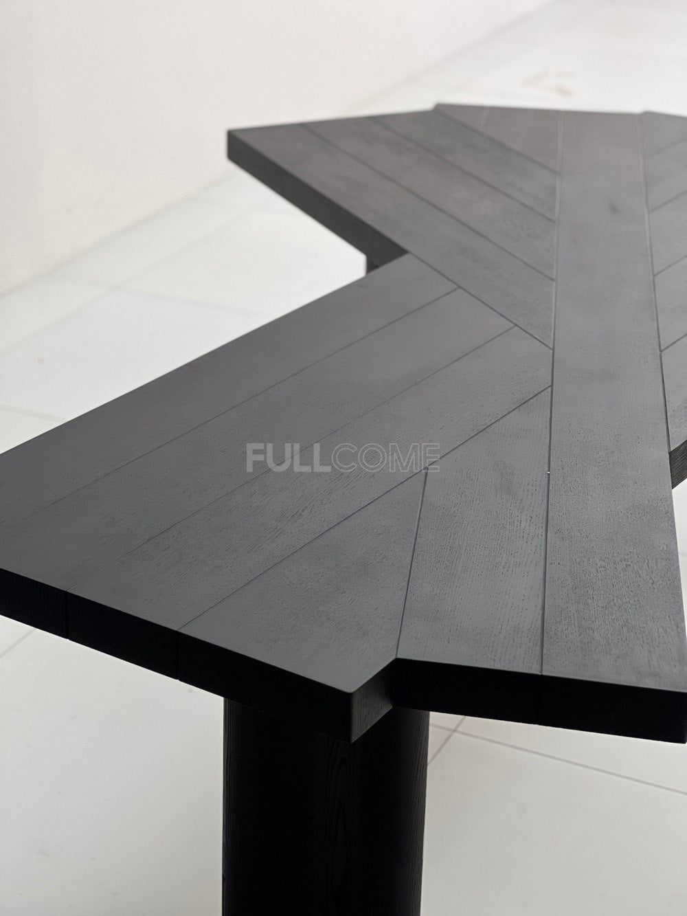 The Radiating Star Dining Table