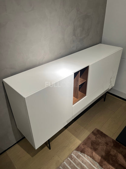 The Niche Sideboard