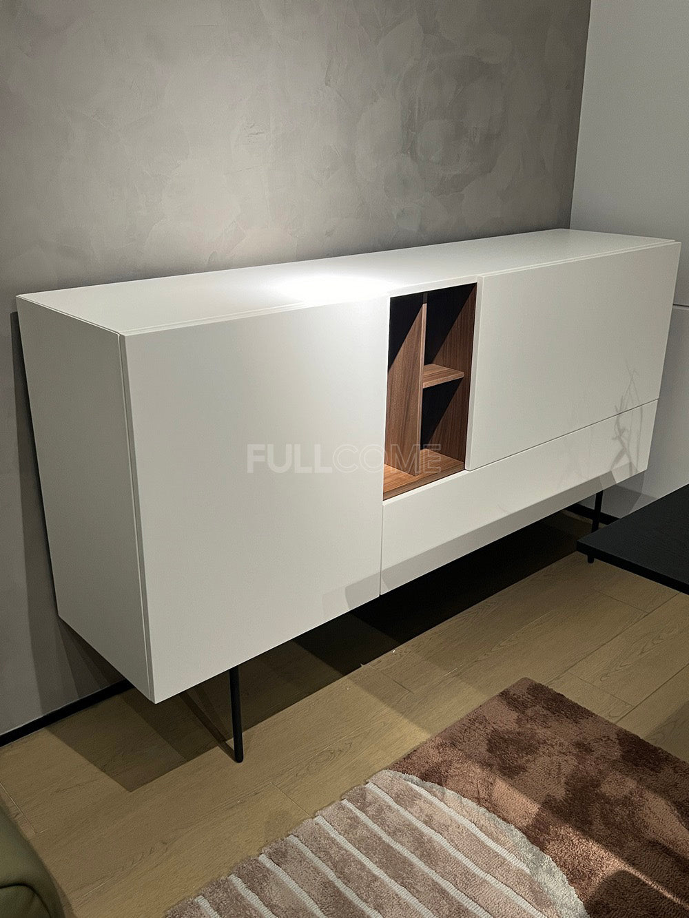 The Niche Sideboard