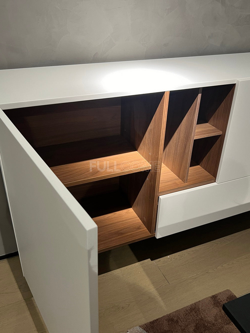 The Niche Sideboard