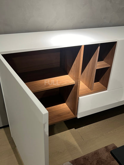 The Niche Sideboard