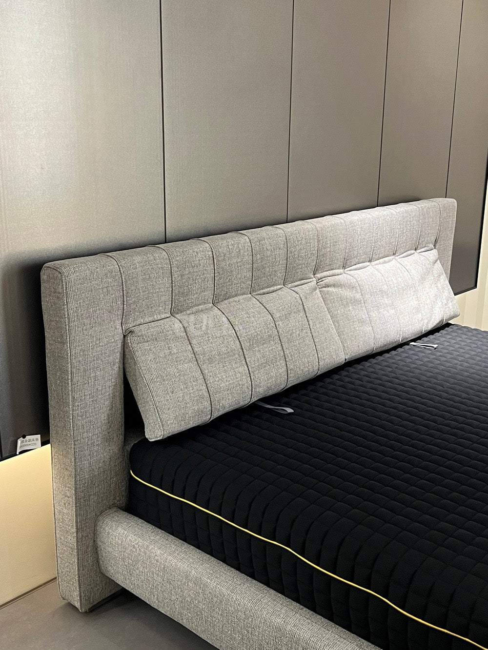 The Square Grid Bed