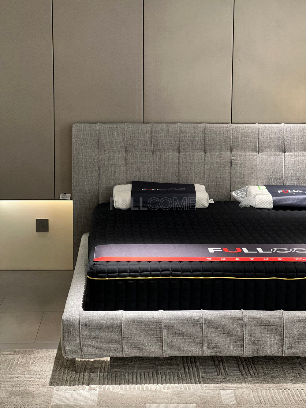 The Square Grid Bed
