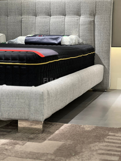 The Square Grid Bed