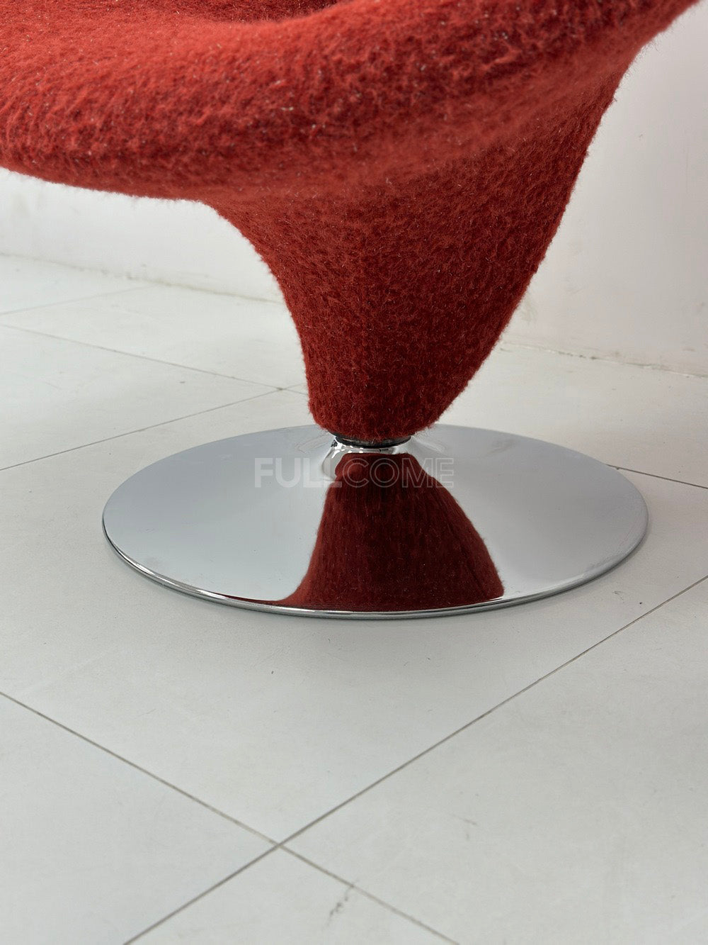The Poppy Swivel Chair