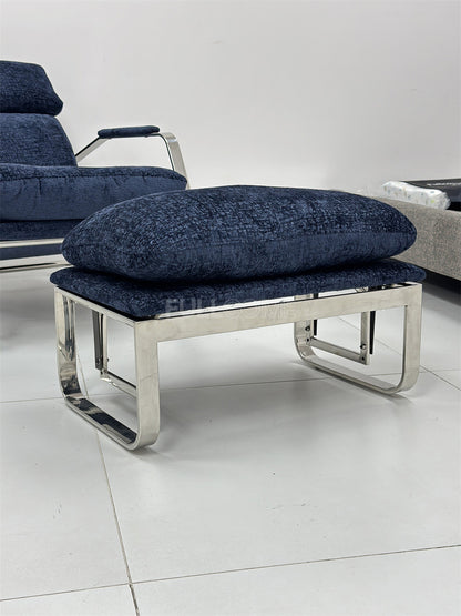 The Flat Bar Sled Lounge Chair