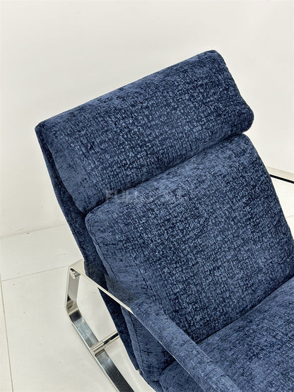 The Flat Bar Sled Lounge Chair