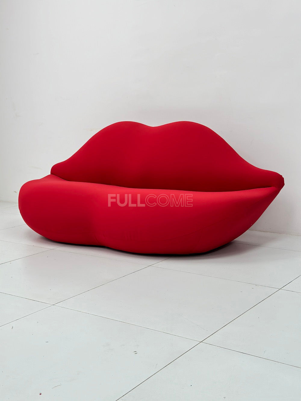 The Lip Sofa