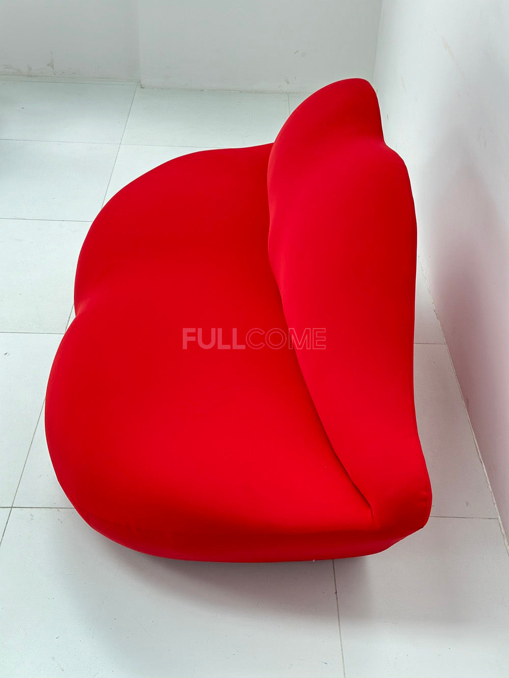 The Lip Sofa