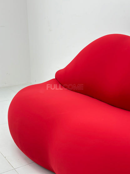 The Lip Sofa