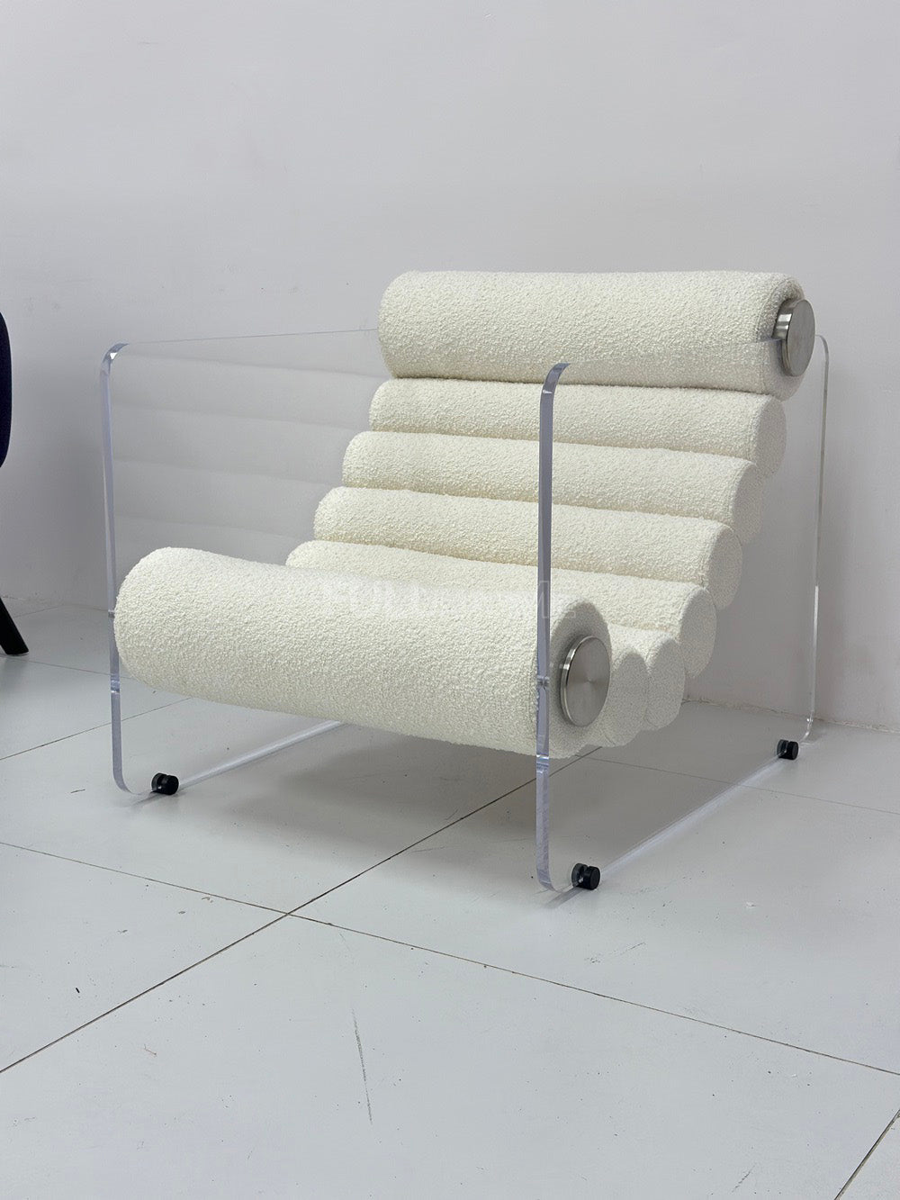 The Clear Panel Roll Chair