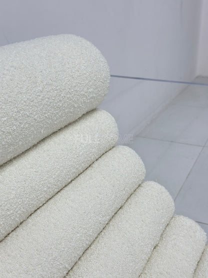 The Clear Panel Roll Chair