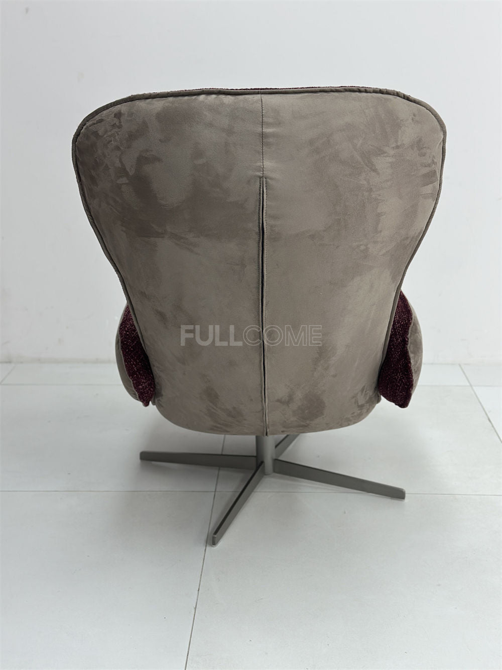 The Paddle Arm Recliner