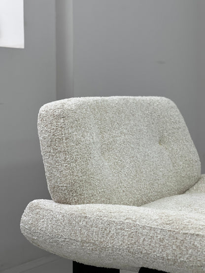 The Slab Leg Lounger