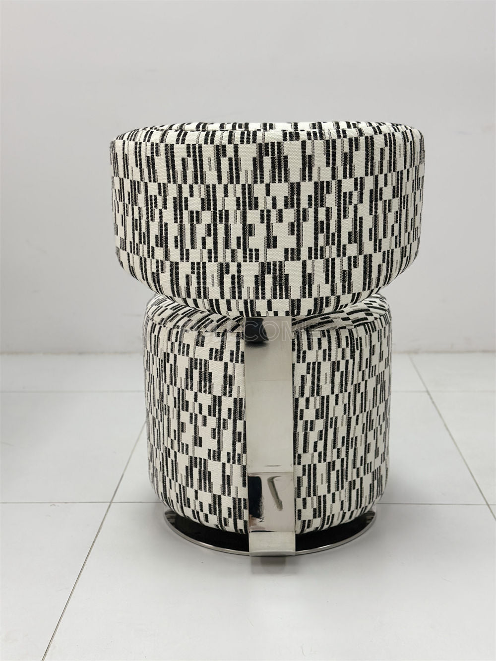 The Perch Swivel Chair