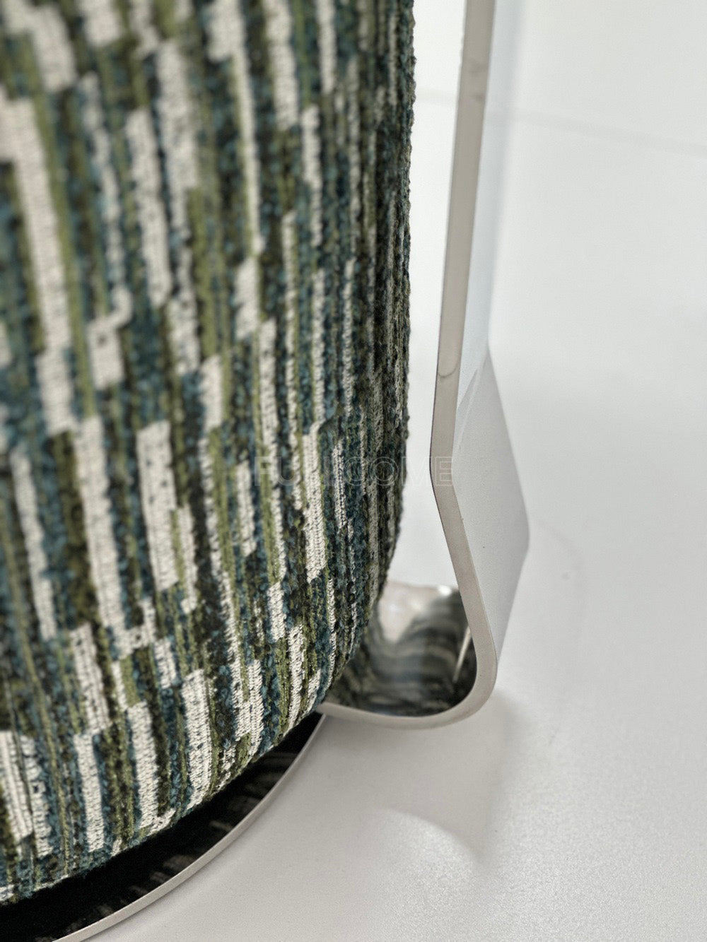 The Perch Swivel Chair
