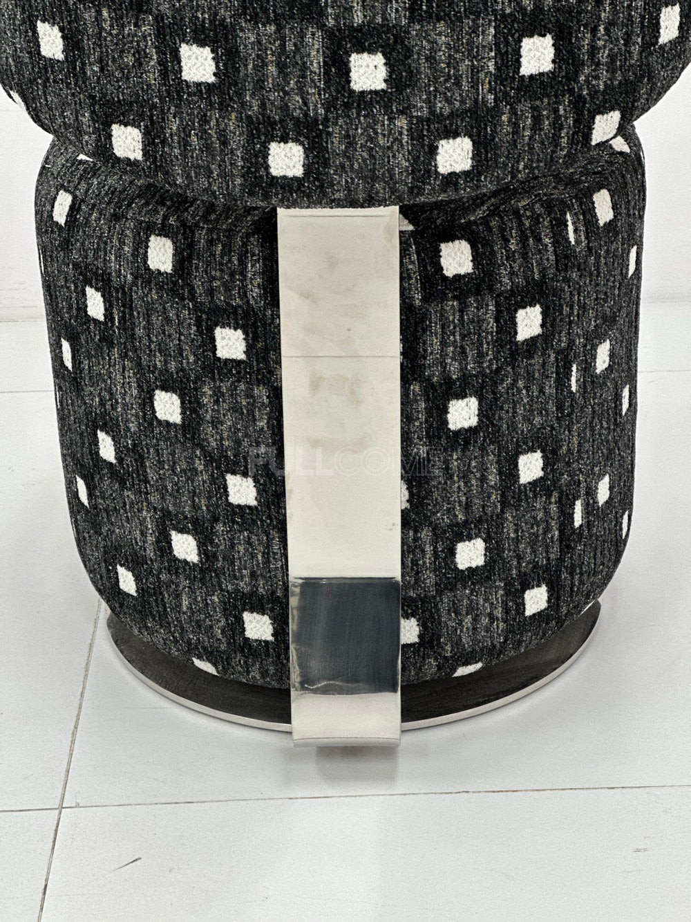 The Perch Swivel Chair