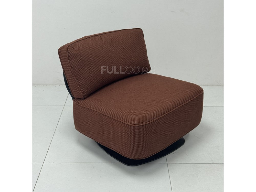 The Shell Lounge Chair