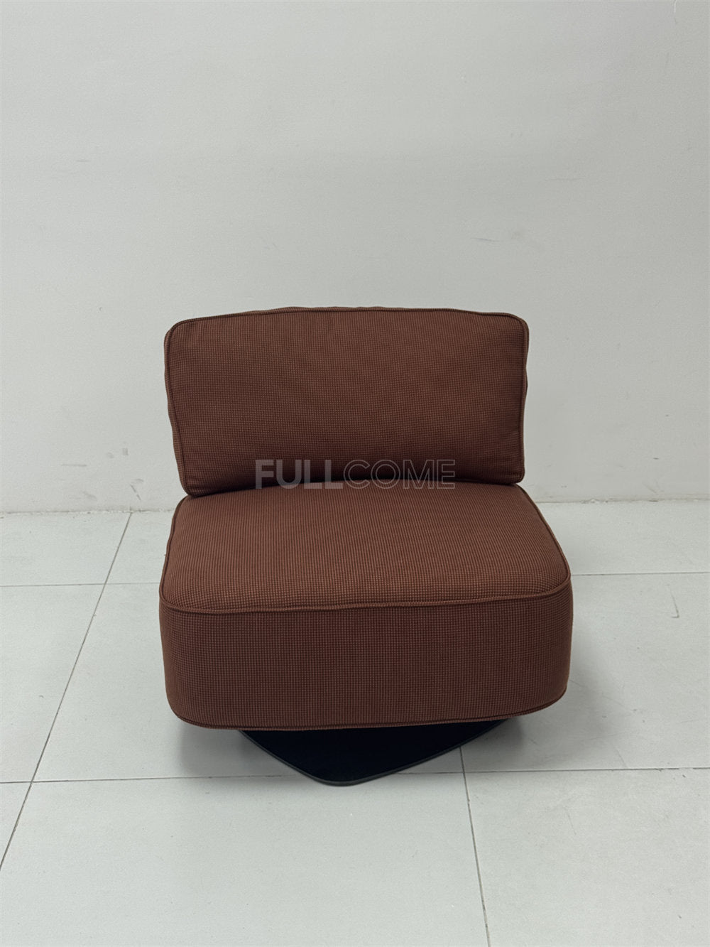 The Shell Lounge Chair