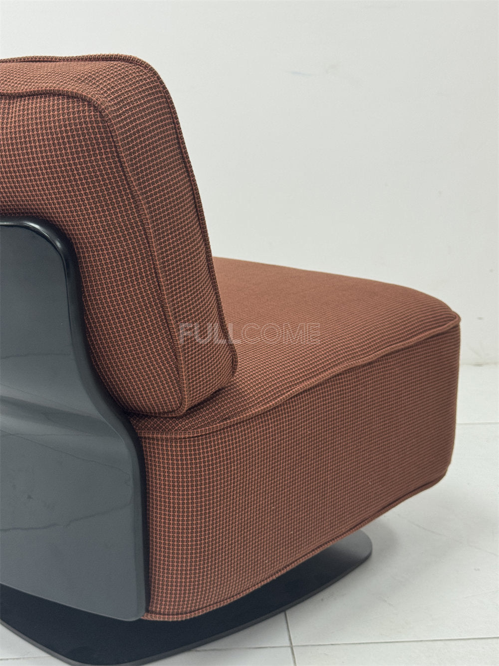 The Shell Lounge Chair