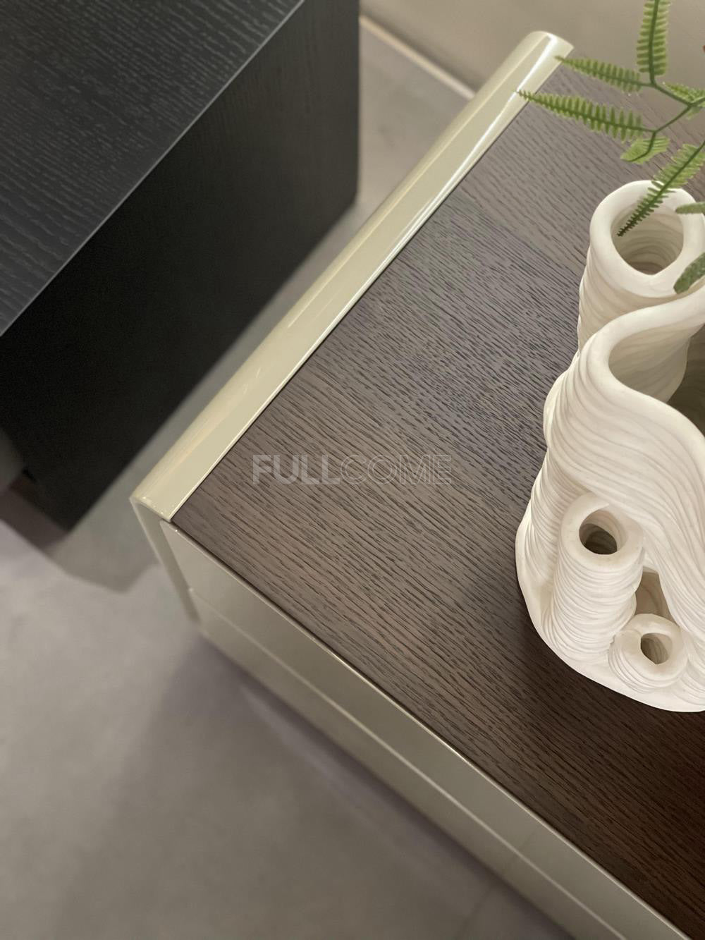 The Ivory Wood Cap Nightstand