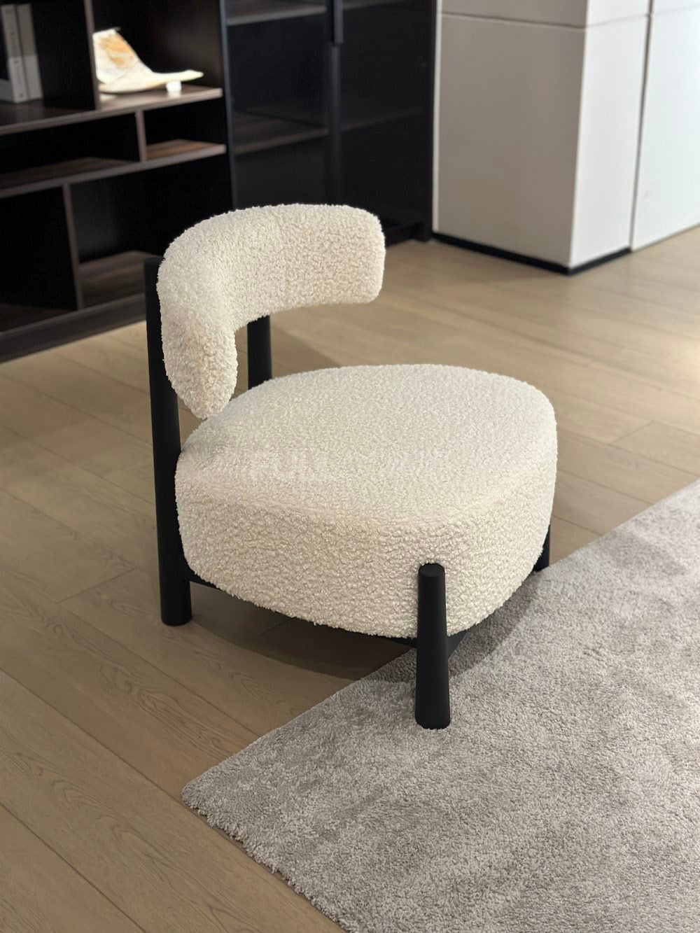 The Cradle Post Chair
