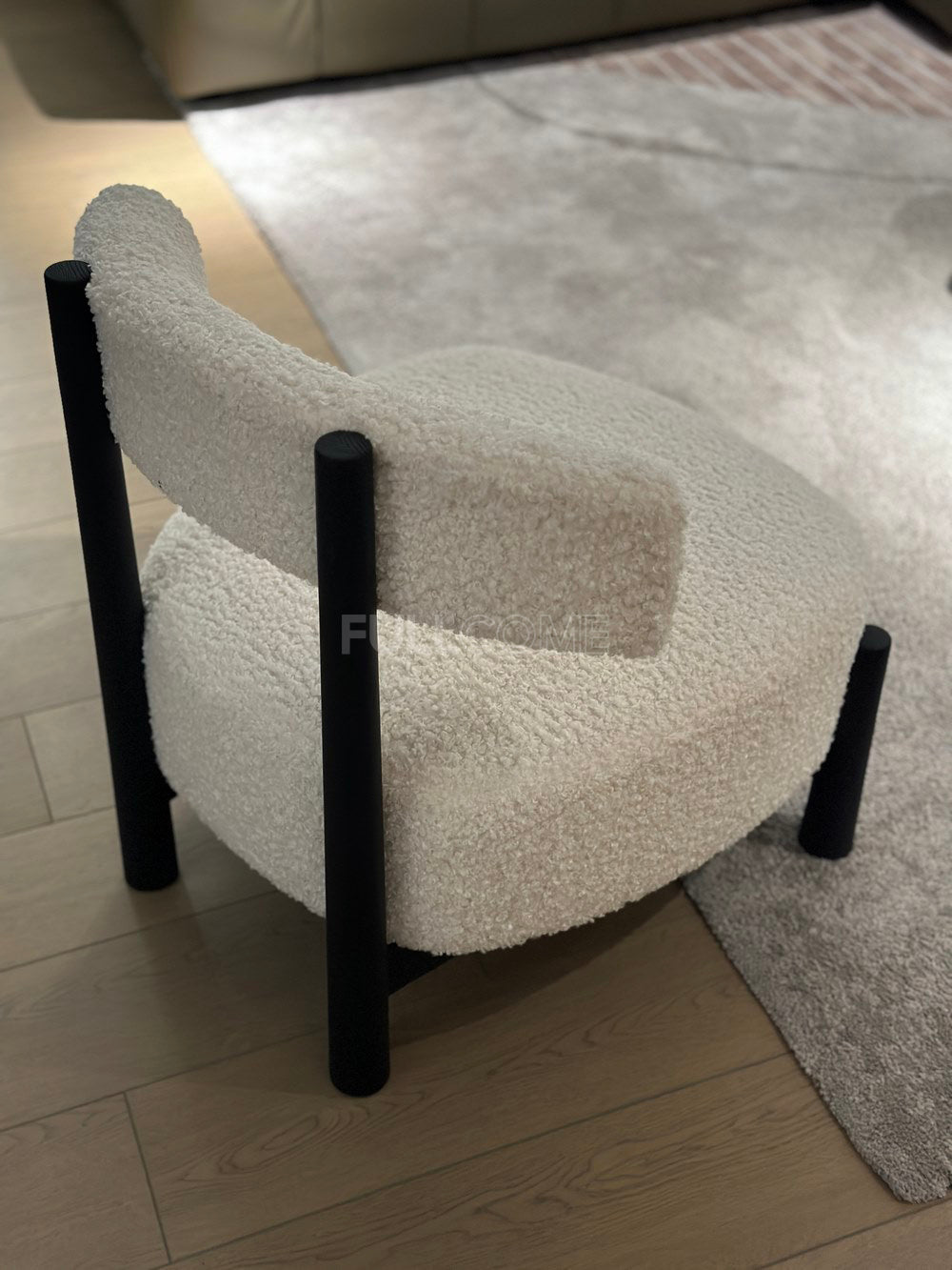 The Cradle Post Chair