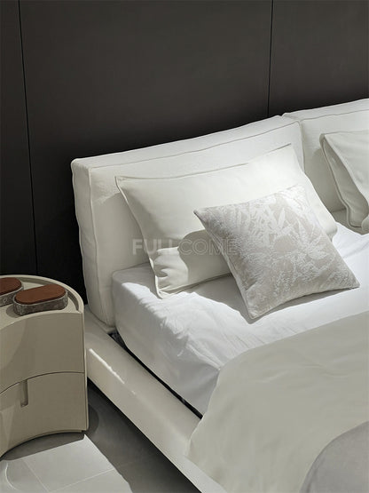The Panel Back Bed