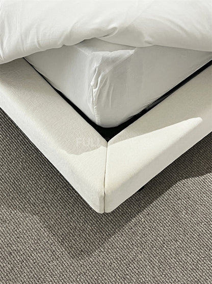 The Panel Back Bed