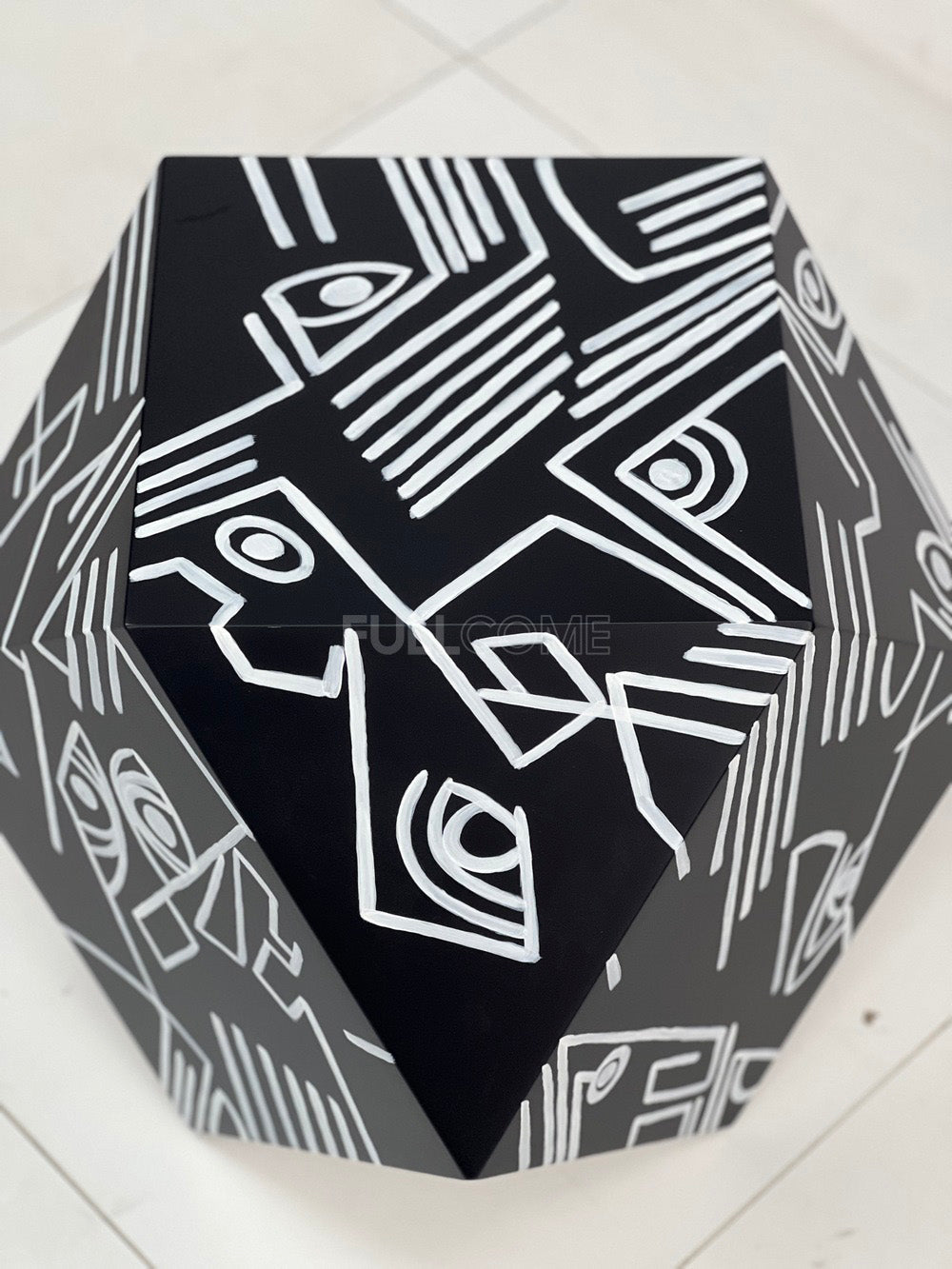 The Line Art Facet Side Table
