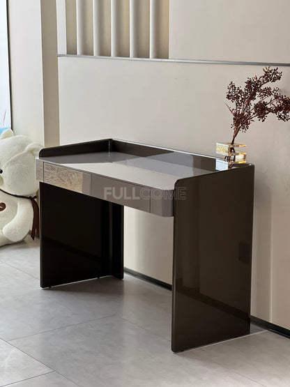 The Gallery-Rim Desk