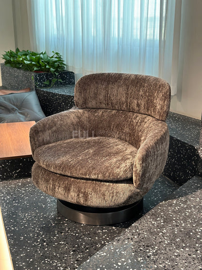 The Cap Top Lounge Chair