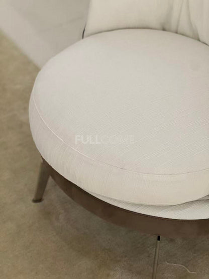 The Piped Outline Wing Chair