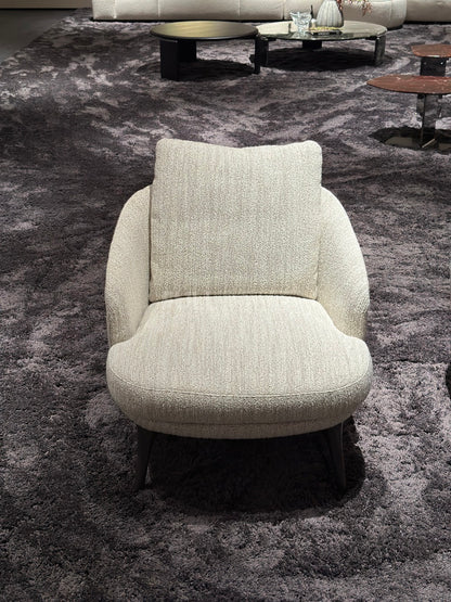 The Loose Pillow Lounge Chair