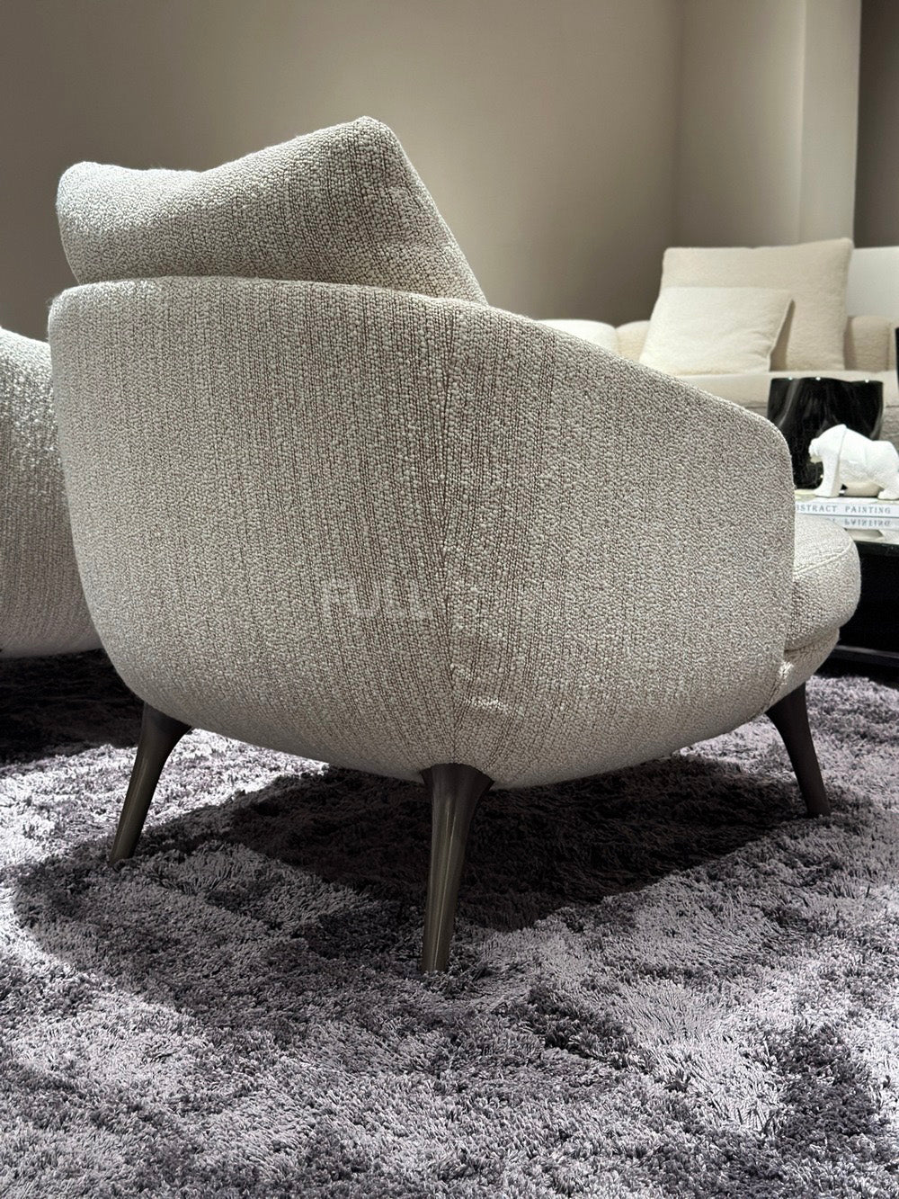 The Loose Pillow Lounge Chair