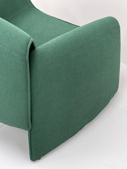 The Horseshoe Arc Lounge Chair