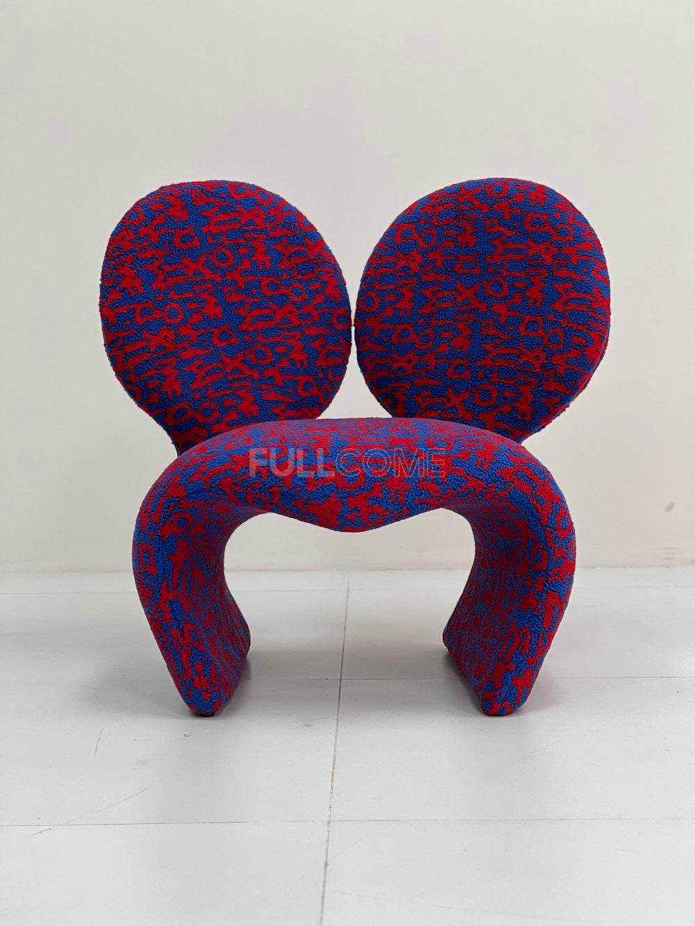 The Arch Lounge Chair