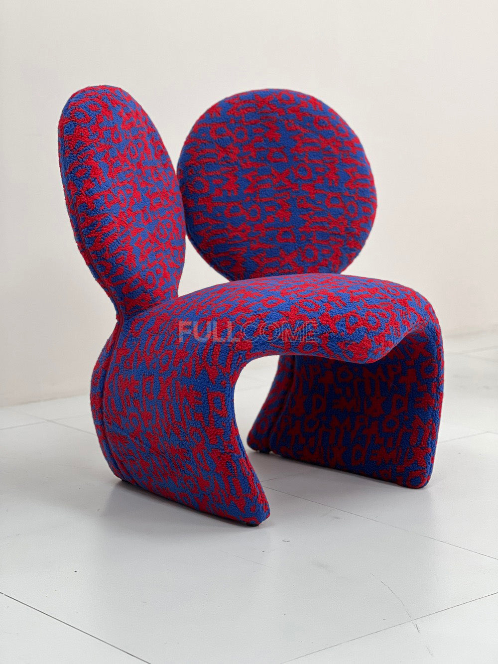 The Arch Lounge Chair