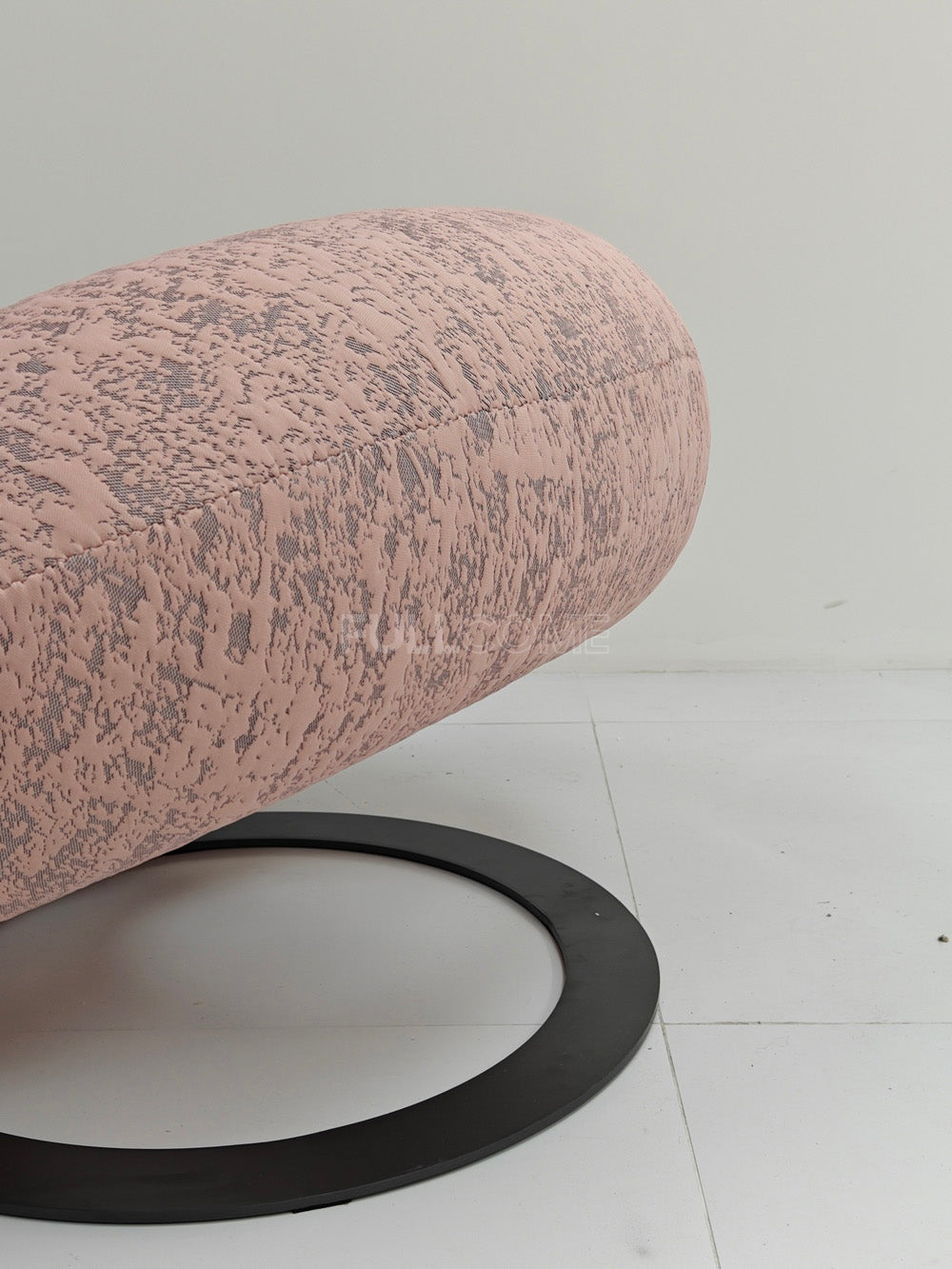 The Doughnut Ring Chair
