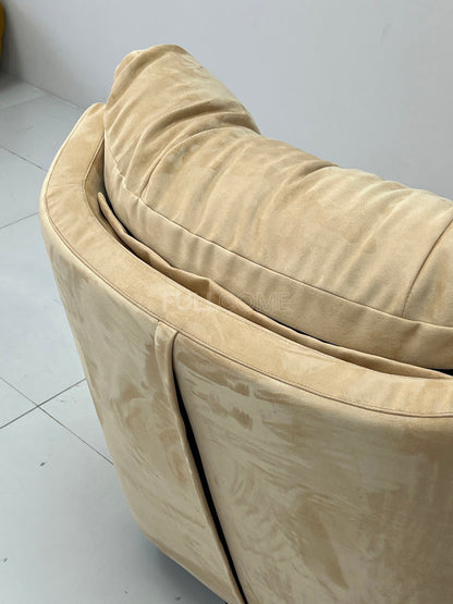 The Loop Button Swivel Chair