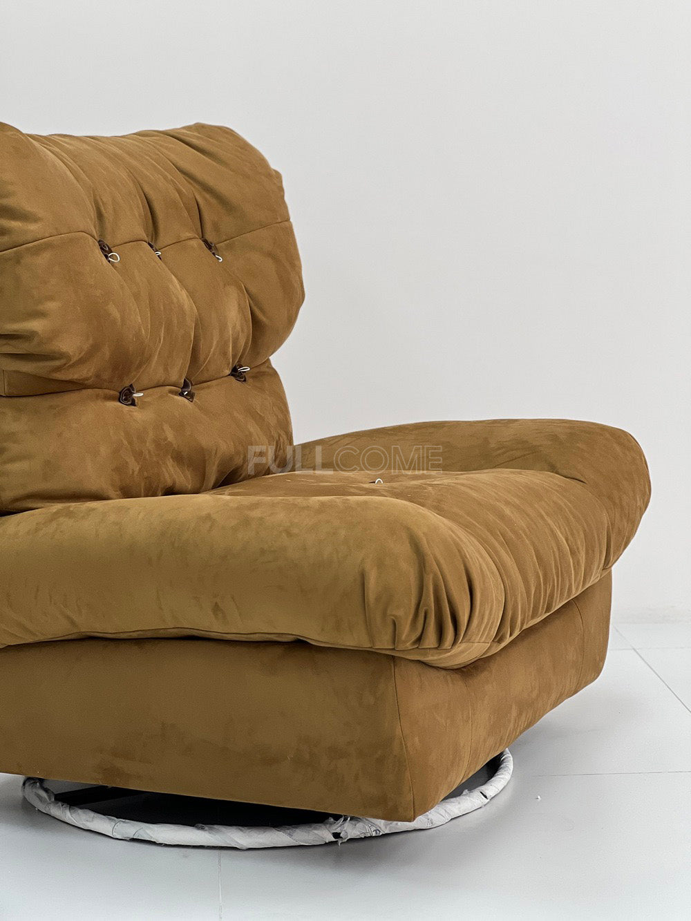 The Loop Button Swivel Chair