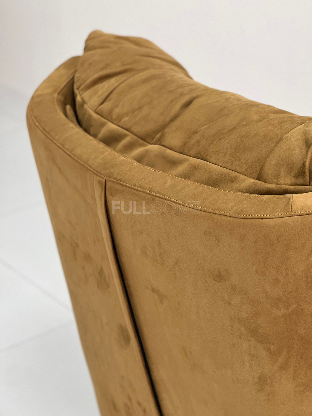 The Loop Button Swivel Chair