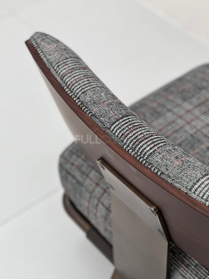 The Plaid Slipper Lounge