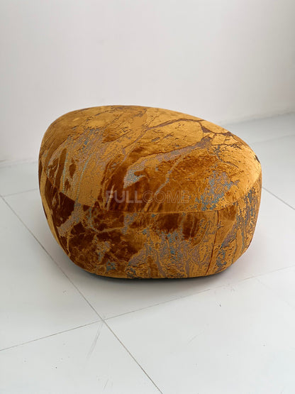 The Pebble Pouf